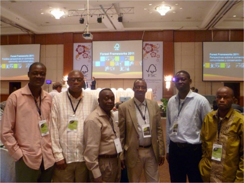 docs/news/Mai - Juillet 2011/FSC side event Delegation congolaise avec le Directeur FSC Afrique.jpg